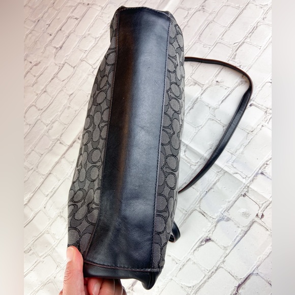 Authentic Coach Canvas Bag - Picture 6 of 14